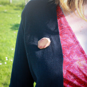 broche bois de rose