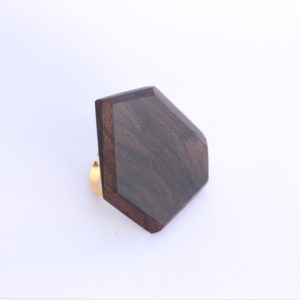 Bague en bois de fer